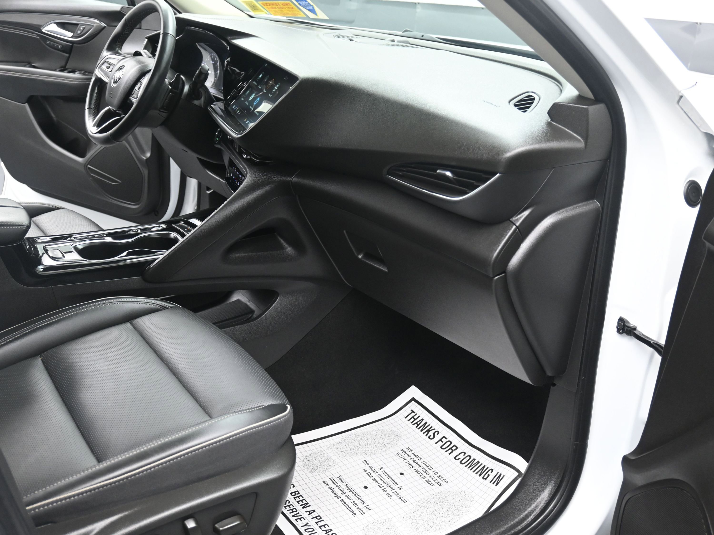 Used 2023 Buick Envision Essence image 29