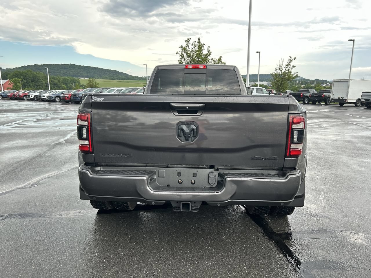 Used 2021 RAM 3500 Laramie w/ Night Edition AWD/4WD image 6