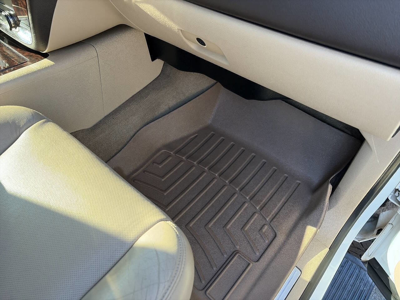 Used 2014 GMC Sierra 2500 Denali w/ Suspension Package, Off-Road image 21