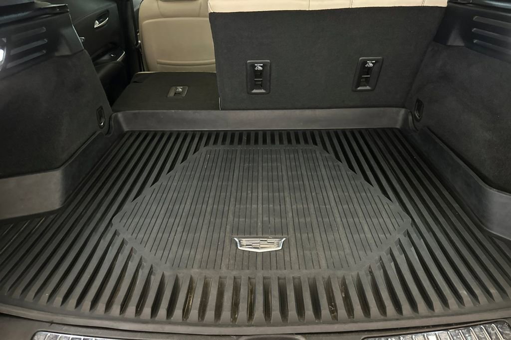 Used 2022 Cadillac XT4 Sport w/ Comfort Package image 15