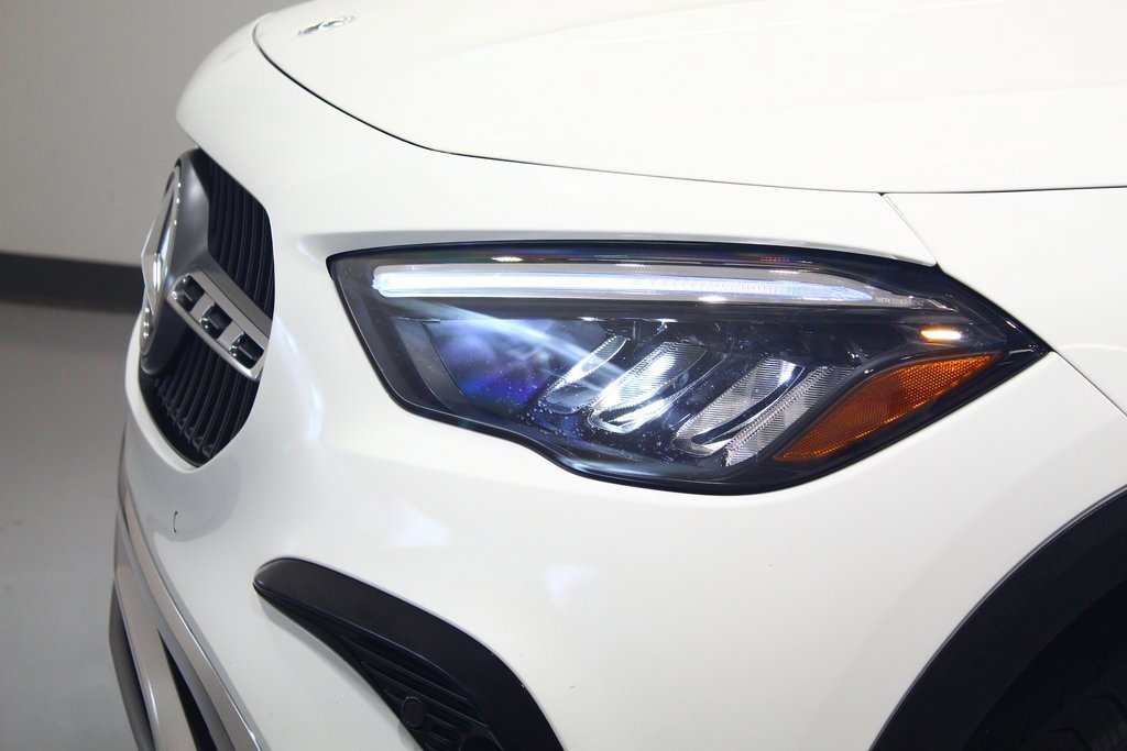 Used 2025 Mercedes-Benz GLA 250 4MATIC image 14