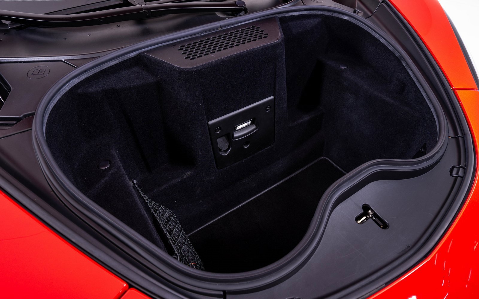 Used 2018 McLaren 570S Spider image 22