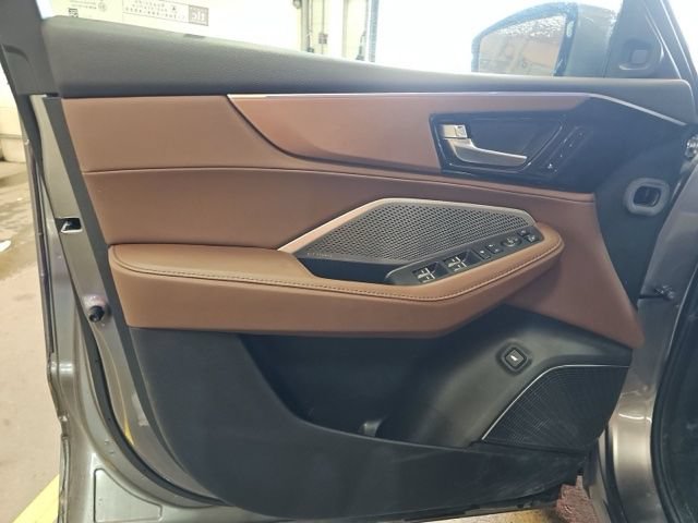 Used 2024 Acura MDX SH-AWD w/ Technology Package image 29