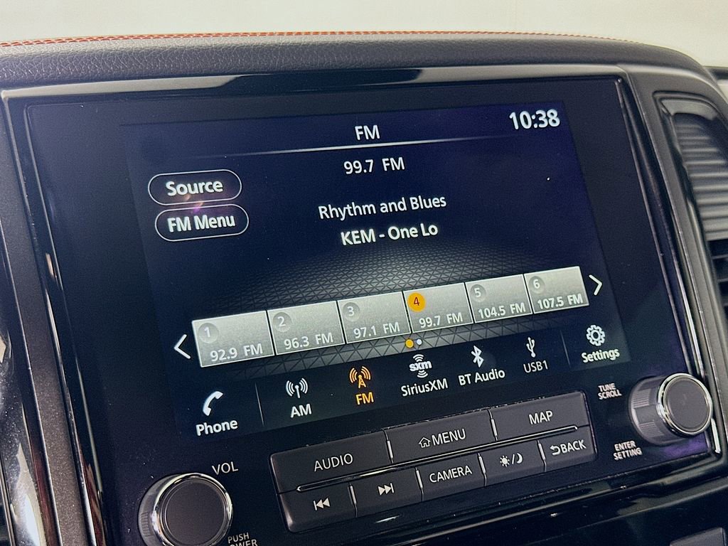 Used 2023 Nissan Titan PRO-4X w/ Pro-4x Convenience Package image 29