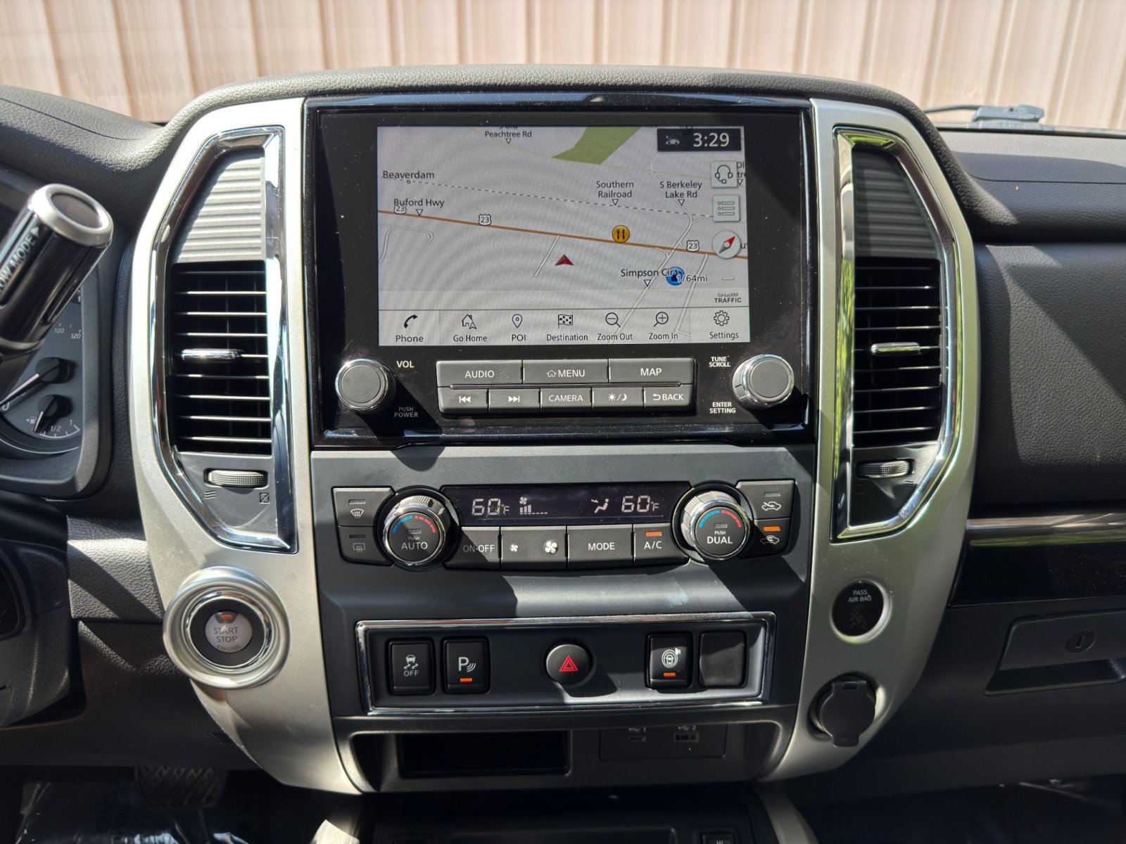 Used 2021 Nissan Titan SV w/ SV Convenience Package RWD image 21
