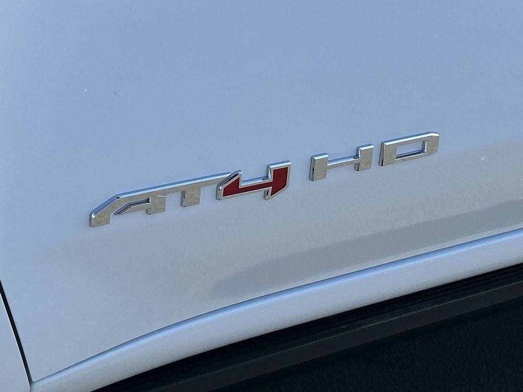 Used 2026 GMC Sierra 3500 AT4 AWD/4WD image 31