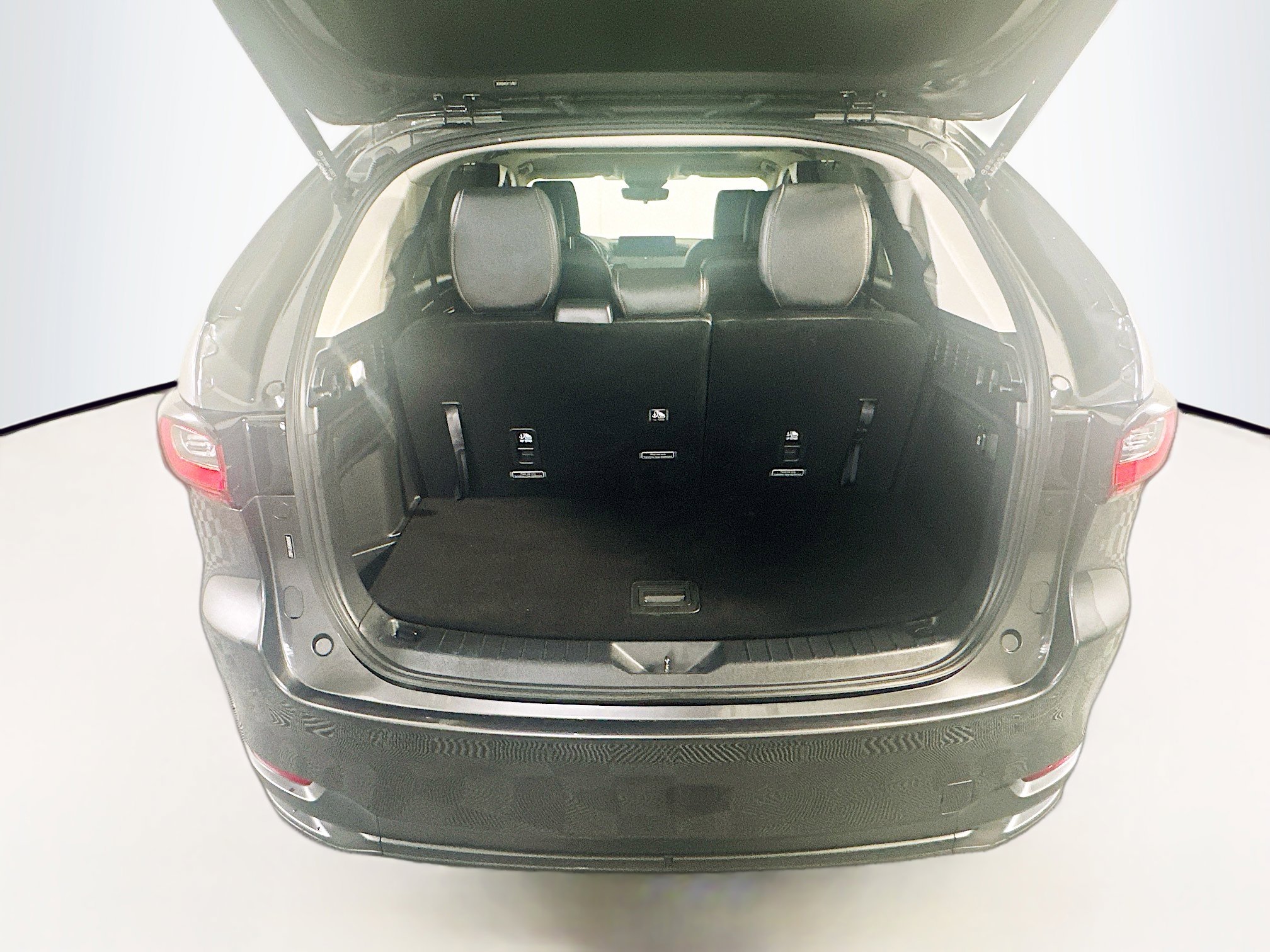 Used 2024 MAZDA CX-90 Plug-In Hybrid w/ Preferred image 32