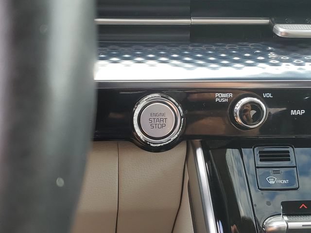 Used 2022 Kia Carnival SX Prestige FWD image 19