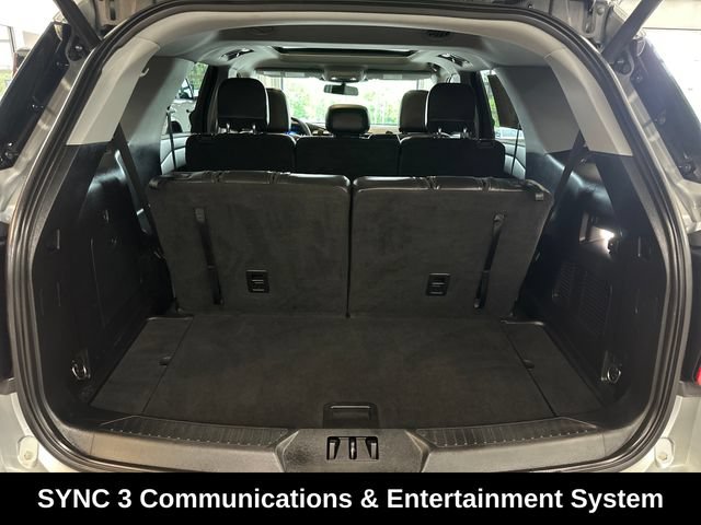 Used 2020 Ford Explorer XLT w/ Equipment Group 202A AWD/4WD image 8