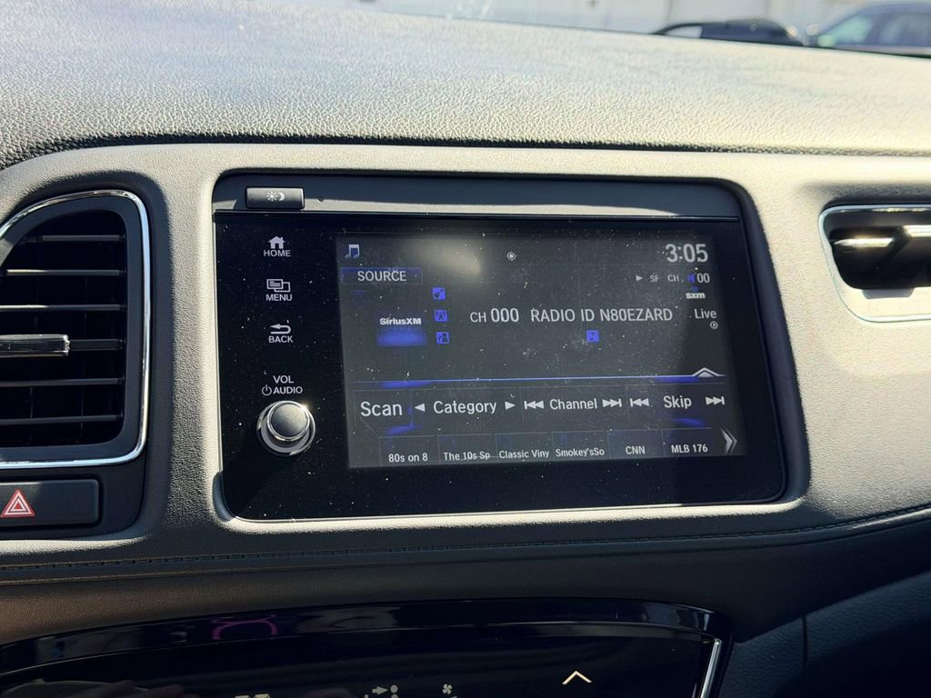 Used 2021 Honda HR-V EX-L image 3