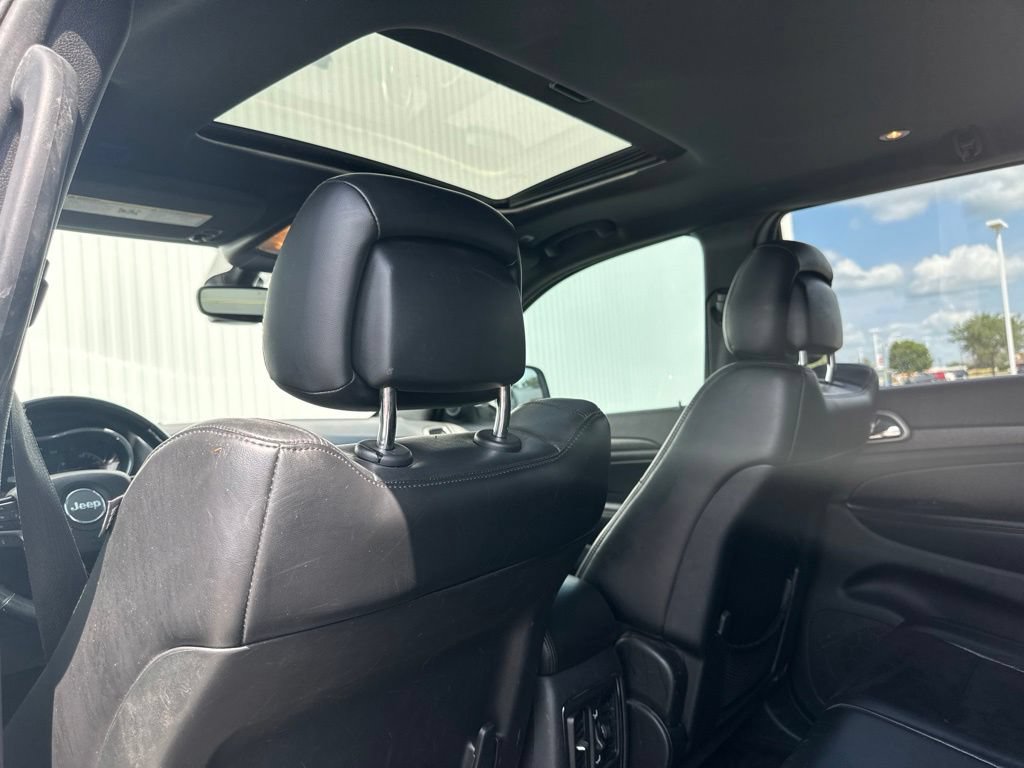 Used 2018 Jeep Grand Cherokee Altitude AWD/4WD image 18