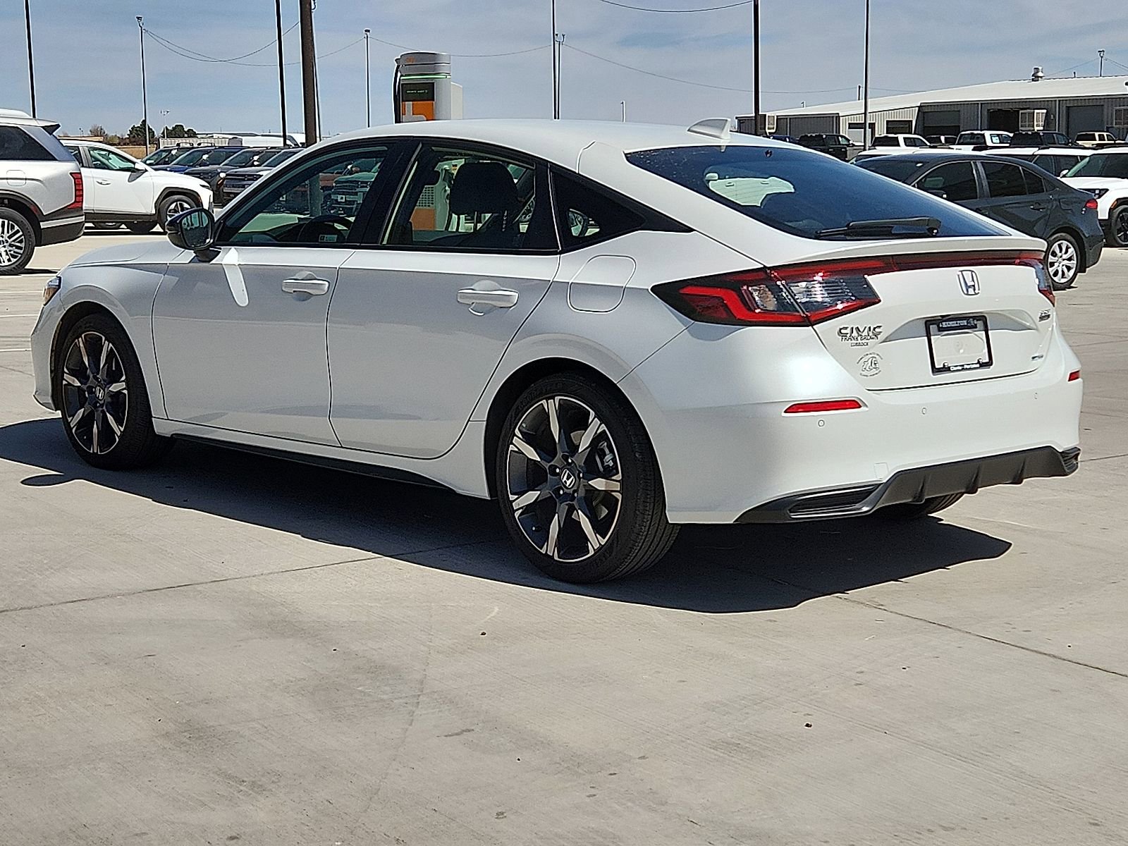 Used 2025 Honda Civic Sport Touring image 4