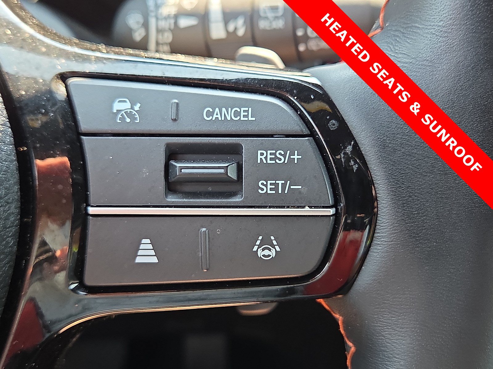 Used 2025 Honda Pilot TrailSport image 22