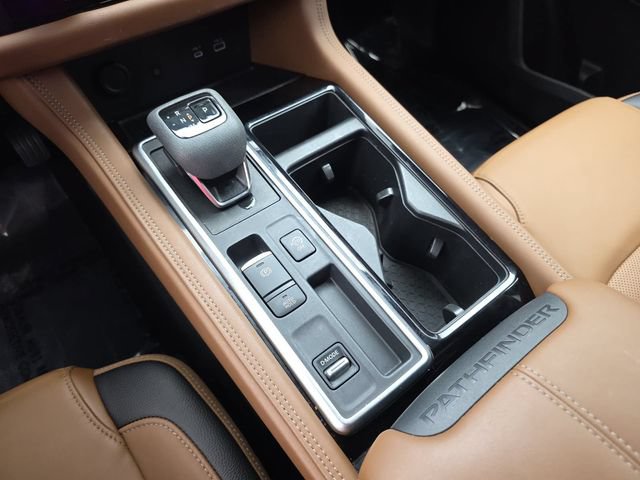 Used 2025 Nissan Pathfinder Platinum w/ Cargo Package FWD image 25