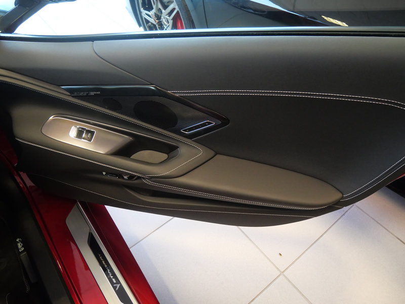 Used 2024 Chevrolet Corvette Stingray Preferred Conv w/ Z51 Performance Package RWD image 11
