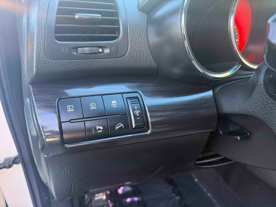 Used 2012 Kia Sorento SX w/ SX Premium Pkg image 21