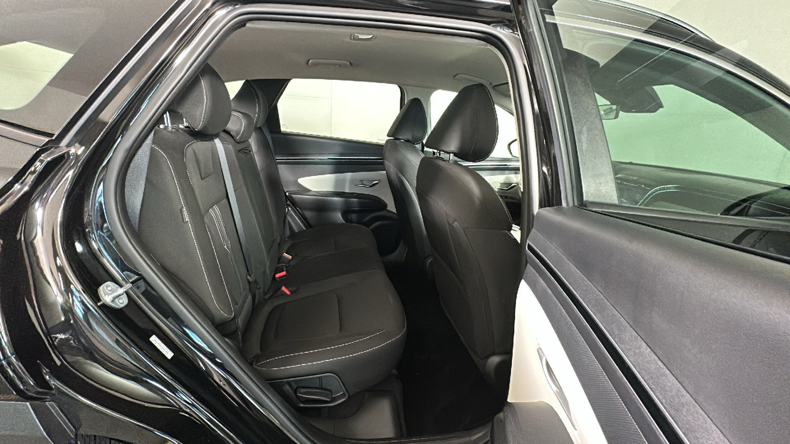 Certified 2024 Hyundai Tucson SEL FWD image 38