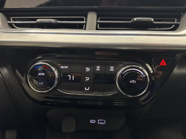 Used 2024 Chevrolet Trax LT image 17