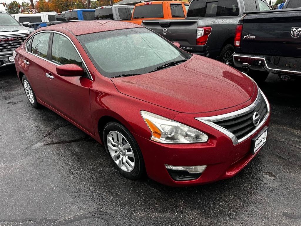 Used 2015 Nissan Altima 2.5 S w/ Power Driver Seat Package FWD image 5