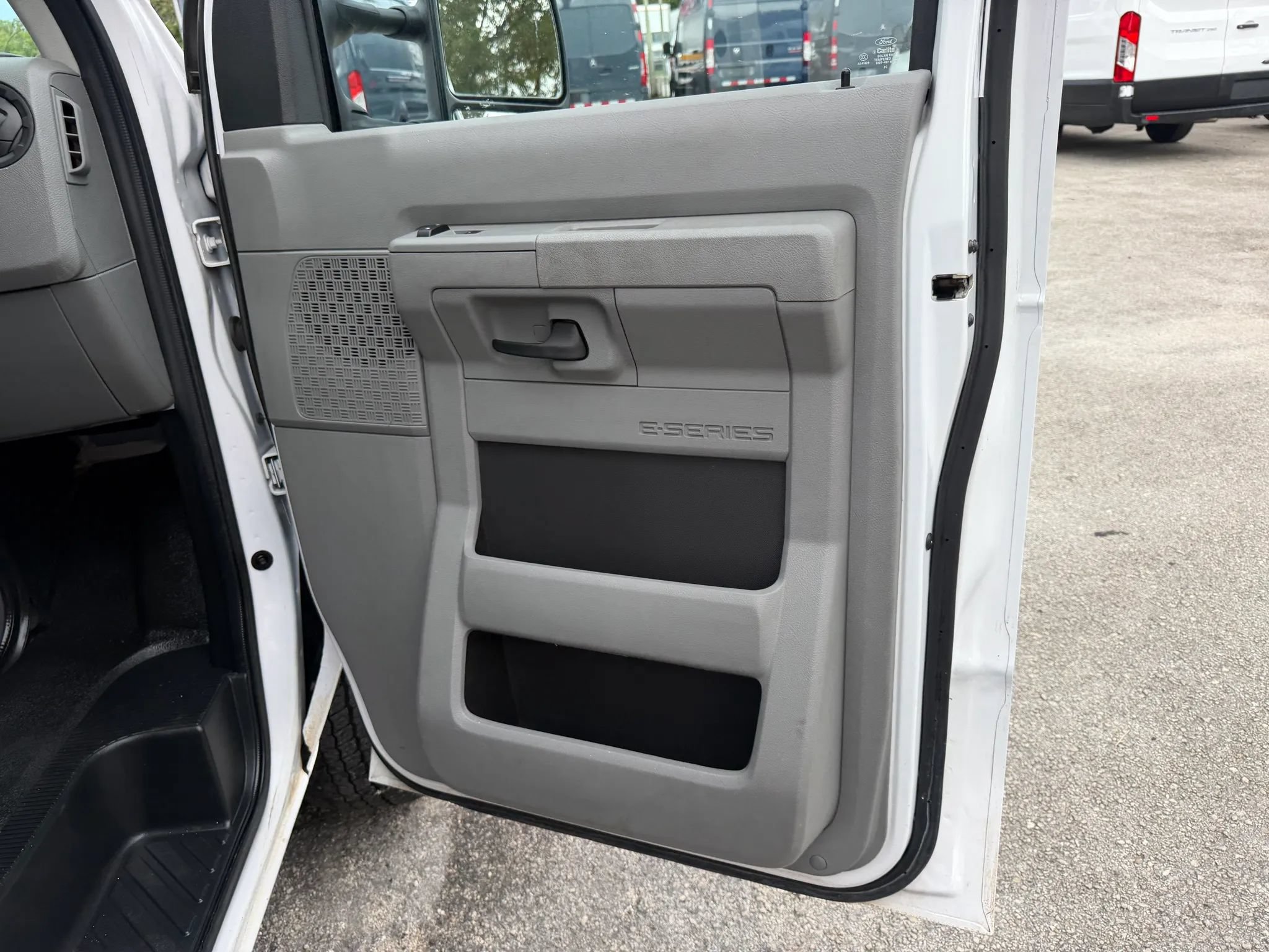 Used 2023 Ford E-350 and Econoline 350 Super Duty w/ Power Windows & Locks Group RWD image 17
