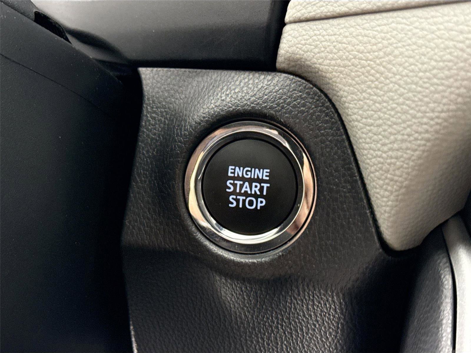 Certified 2025 Toyota RAV4 XLE image 21