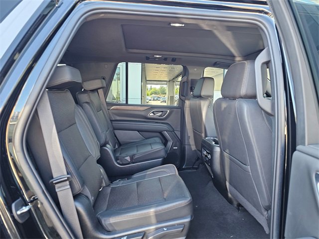 Used 2022 Chevrolet Tahoe High Country image 11