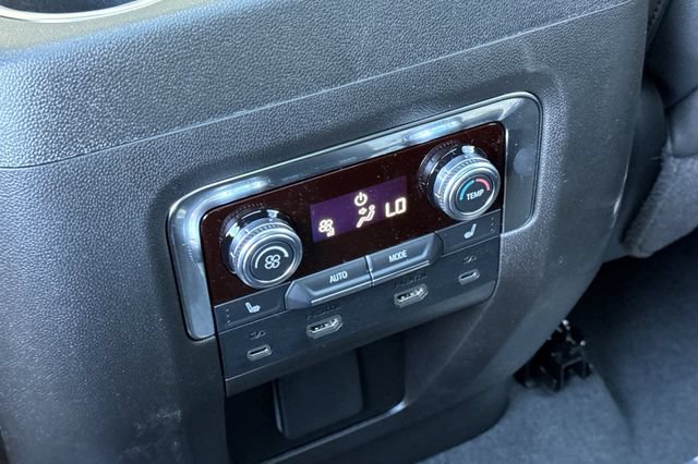 New 2026 GMC Yukon Elevation w/ Elevation Premium Package AWD/4WD image 14