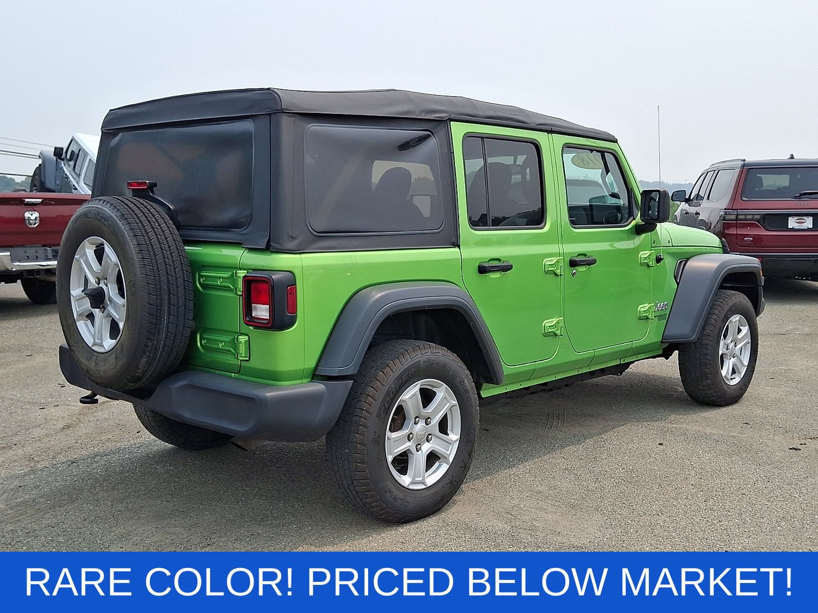 Used 2018 Jeep Wrangler Unlimited Sport S AWD/4WD image 7