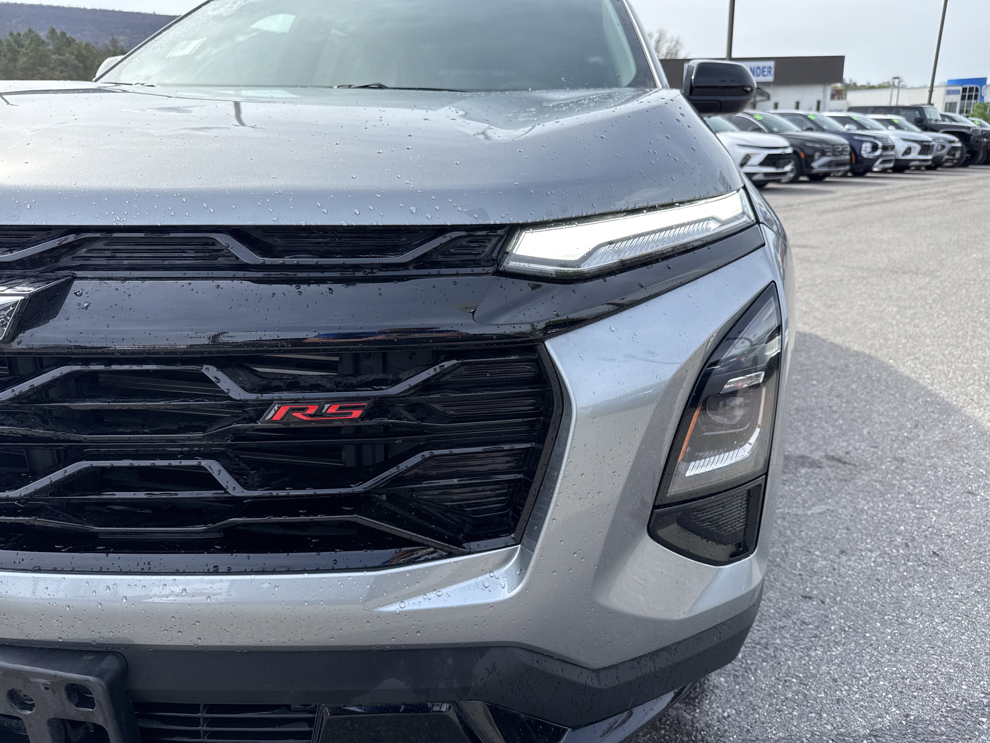 Used 2025 Chevrolet Equinox RS image 10