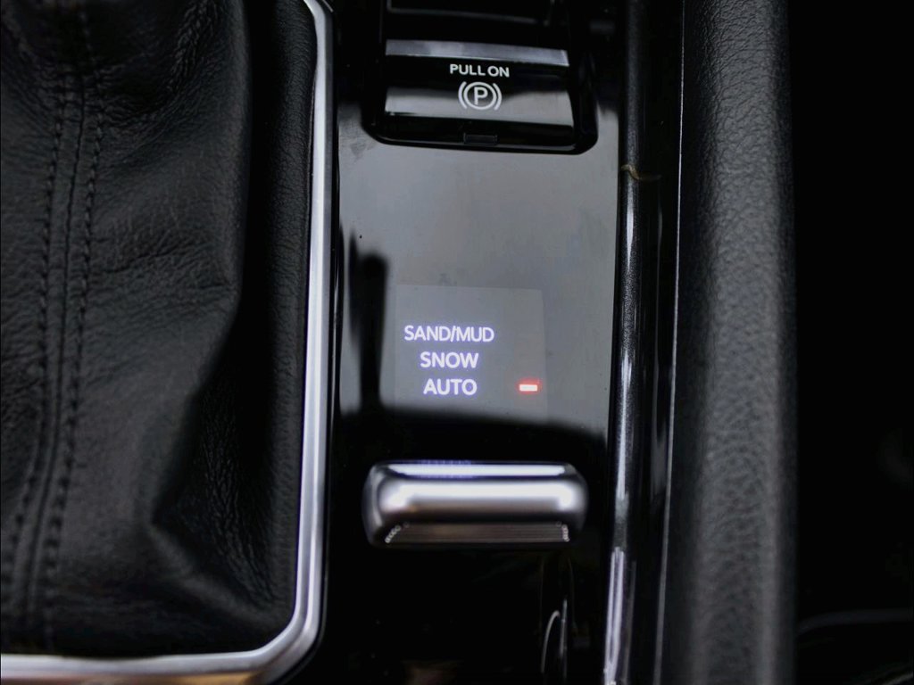 New 2025 Jeep Compass Latitude AWD/4WD image 19