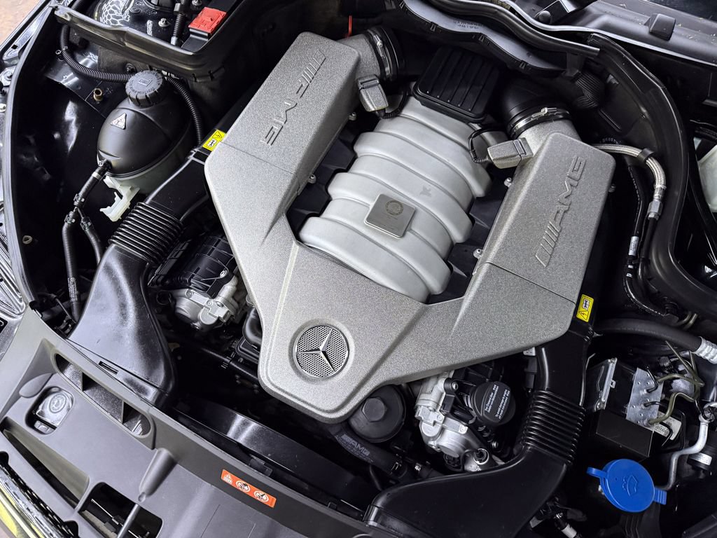 Used 2013 Mercedes-Benz C 63 AMG Coupe image 27