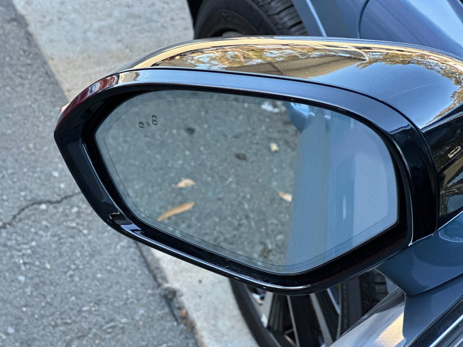 Used 2024 Lincoln Corsair Grand Touring w/ Equipment Group 301A image 33