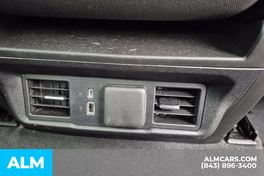 Used 2025 Chevrolet Silverado 1500 LT RWD image 21