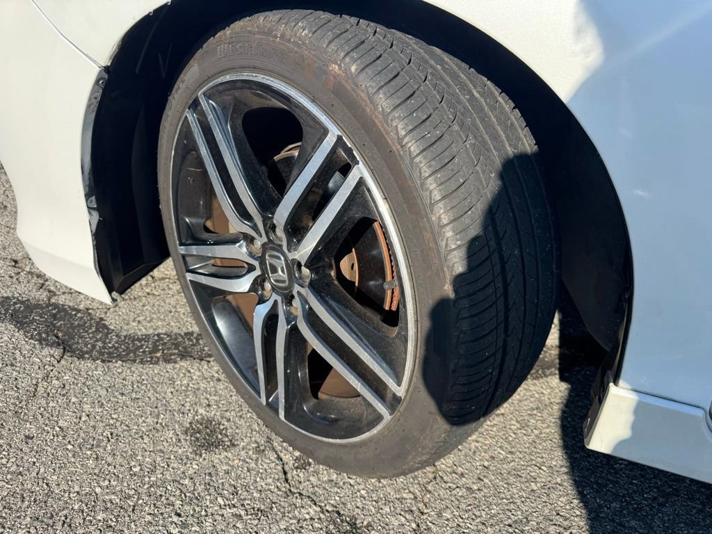 Used 2017 Honda Accord Sport image 35