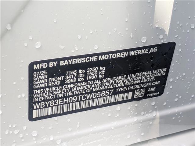 New 2026 BMW i7 M70 w/ Executive Package image 19
