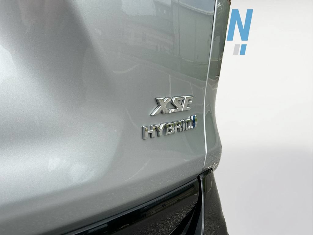 Used 2021 Toyota RAV4 XSE w/ XSE Grade Weather Package AWD/4WD image 23