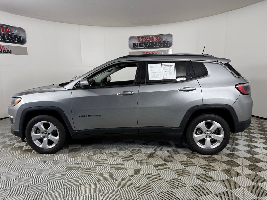 Used 2021 Jeep Compass Latitude FWD image 4