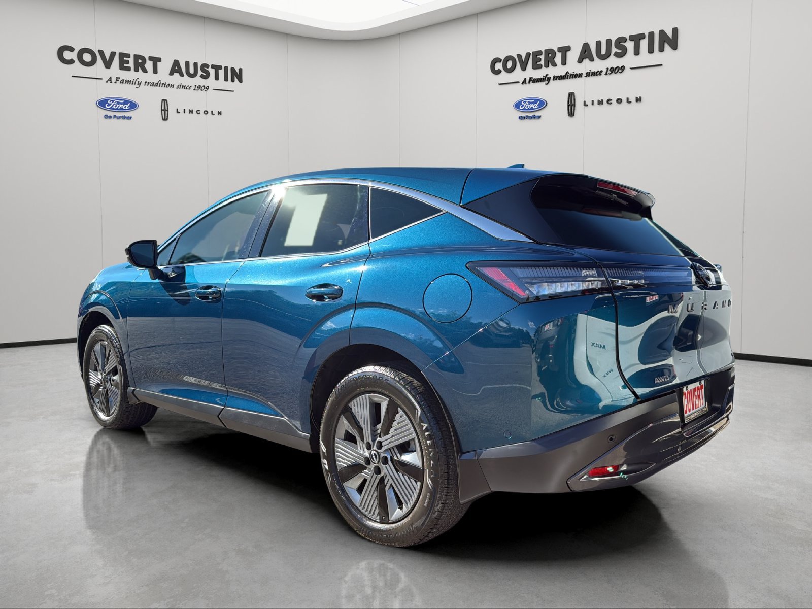 Used 2025 Nissan Murano SL w/ Cargo Package AWD/4WD image 3
