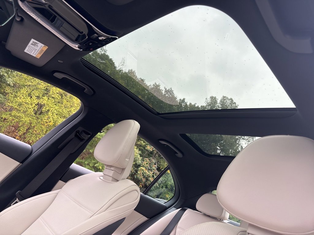 Used 2025 Mercedes-Benz C 300 4MATIC Sedan image 21