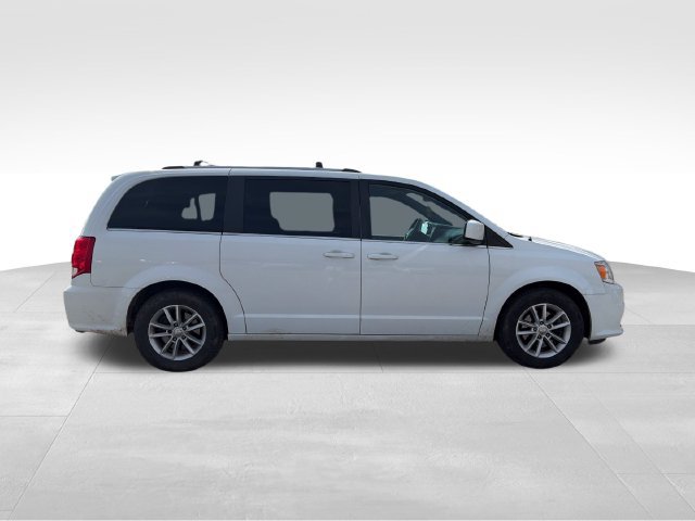 Used 2019 Dodge Grand Caravan SXT FWD image 4