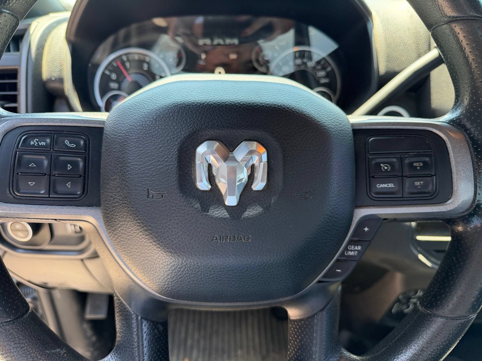 Used 2022 RAM 5500 Tradesman AWD/4WD image 11