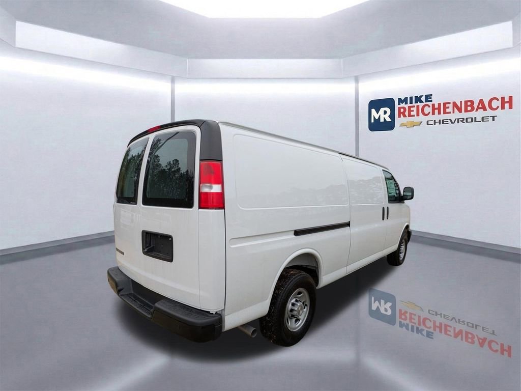 New 2025 Chevrolet Express 3500 Extended w/ Driver Convenience Package image 5