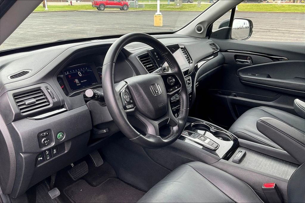 Certified 2021 Honda Pilot Touring image 31