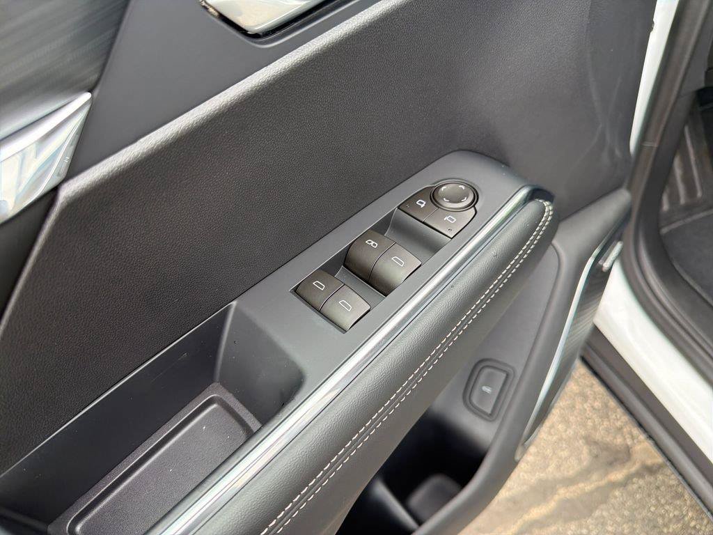 New 2026 GMC Acadia Elevation w/ Elevation Premium Package AWD/4WD image 13