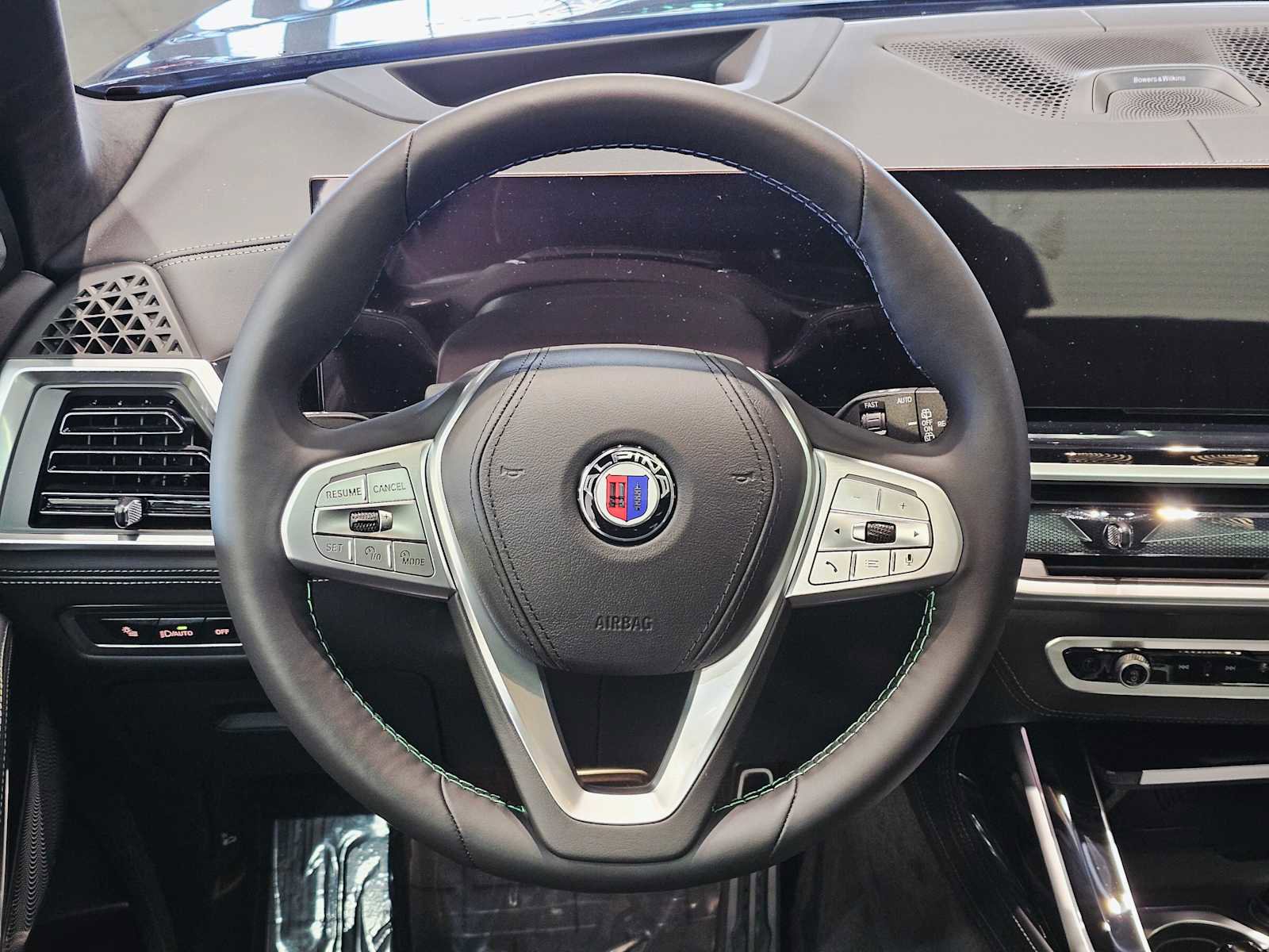 New 2026 BMW ALPINA XB7 image 11