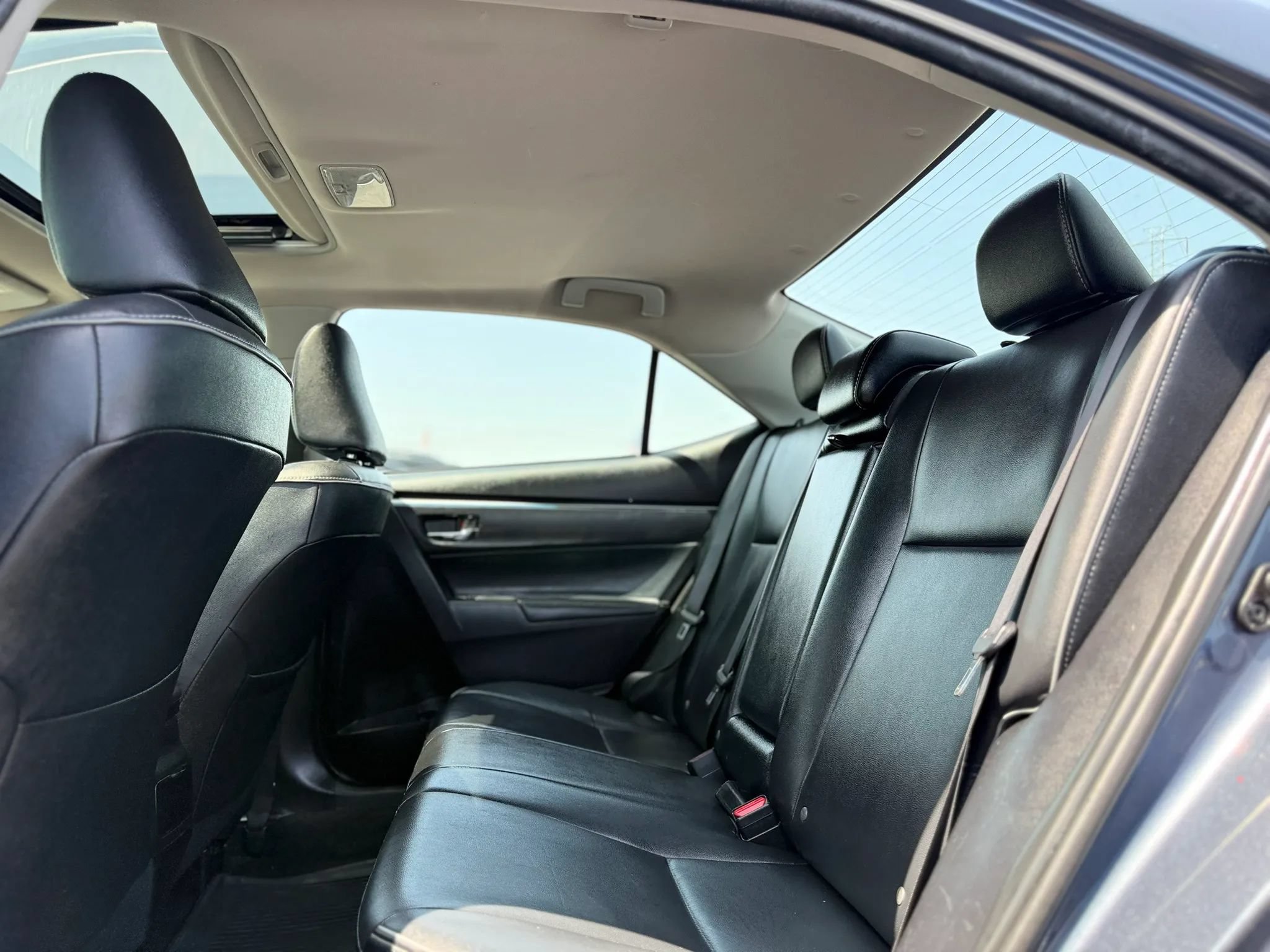 Used 2015 Toyota Corolla LE Premium FWD image 20