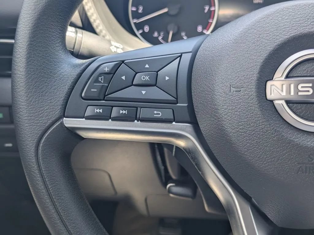 Certified 2025 Nissan Sentra SV w/ Trunk Package FWD image 21