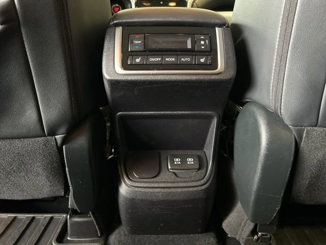 Used 2019 Subaru Ascent Limited image 27