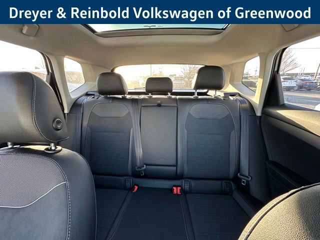 New 2026 Volkswagen Taos SE image 30