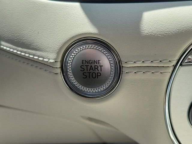 Used 2025 Genesis G90 3.5T image 35